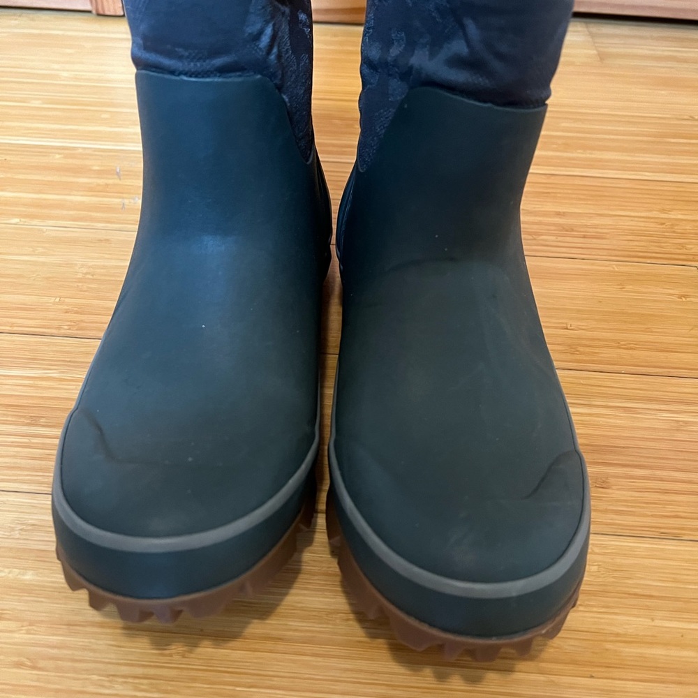 Women’s bogs boots